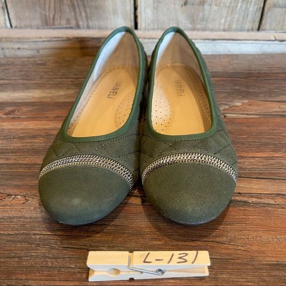 Vaneli Olive Green Slip on flats Womens Shoes Size 8.5 N preowned with box - Picture 6 of 8